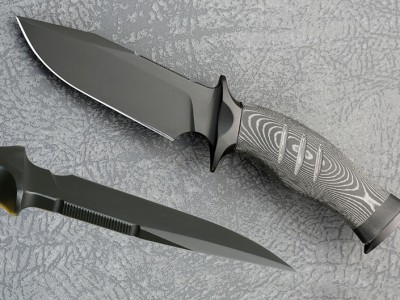 Toni Oostendorp fixed custom knife