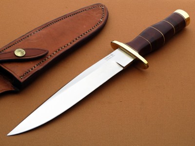 Dan Dennehy special forces fixed custom knife Robertson's Custom Cutlery